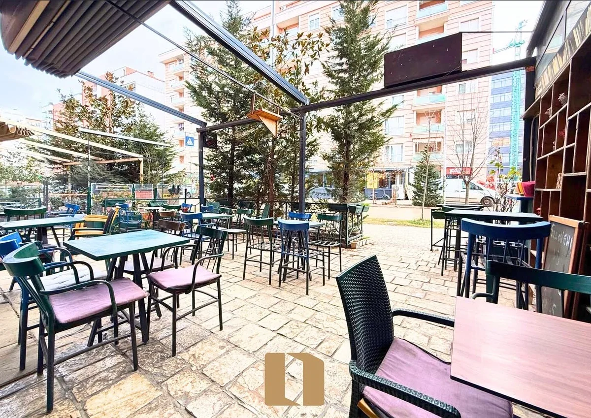 Commercial & Office • 105m2