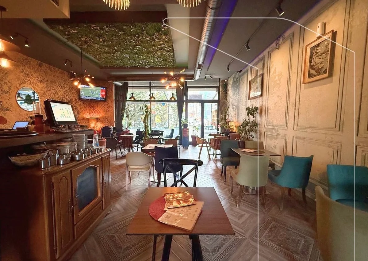 Commercial & Office • 105m2 3