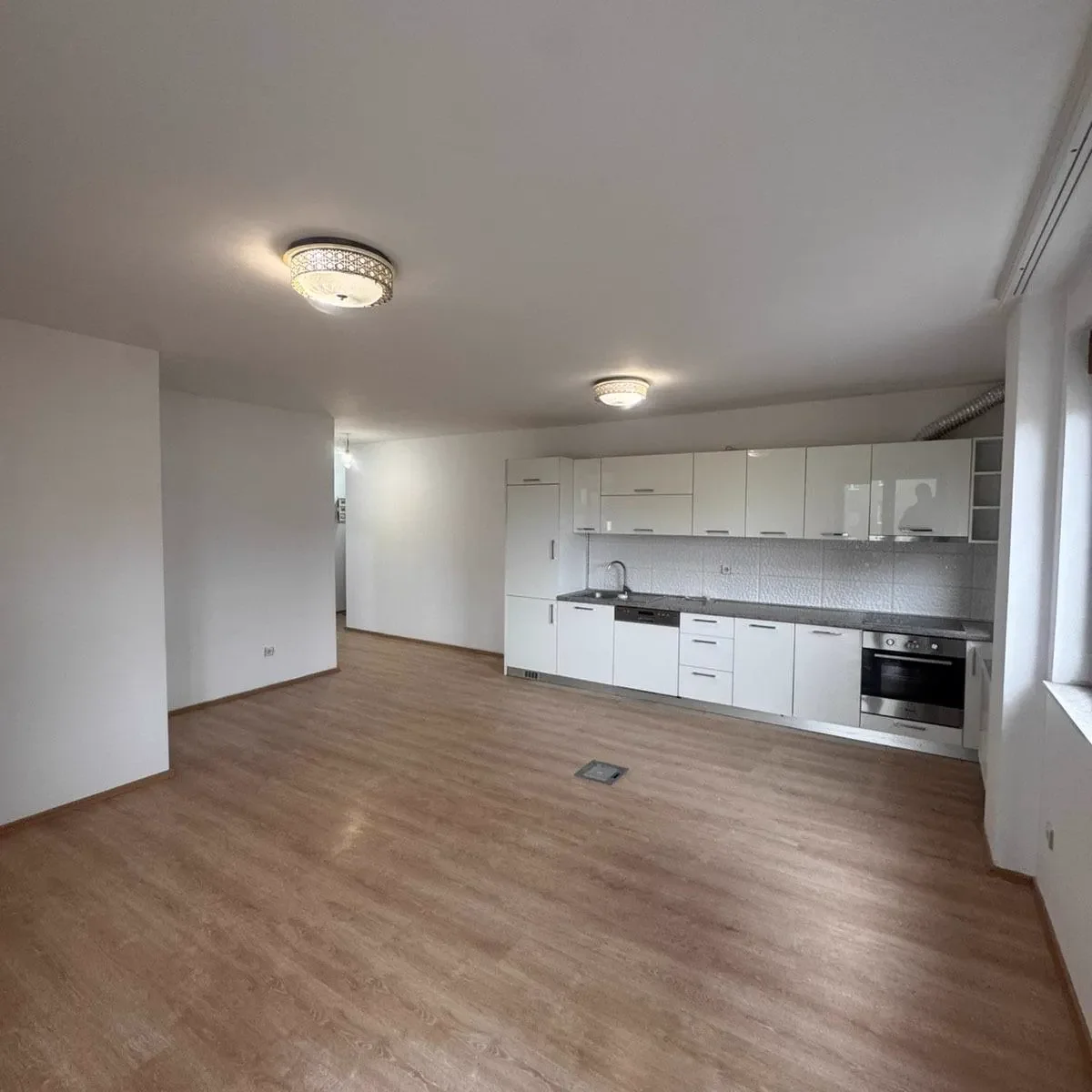 Apartment • 85m2 2