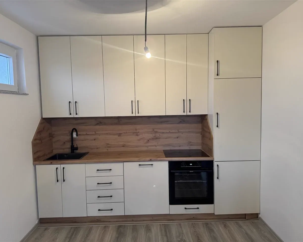 Apartment • 82m2 3
