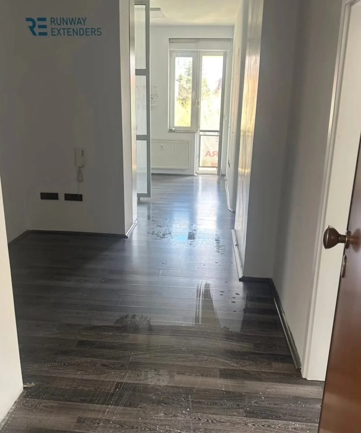 Lokal / Zyrë • 80m2 2