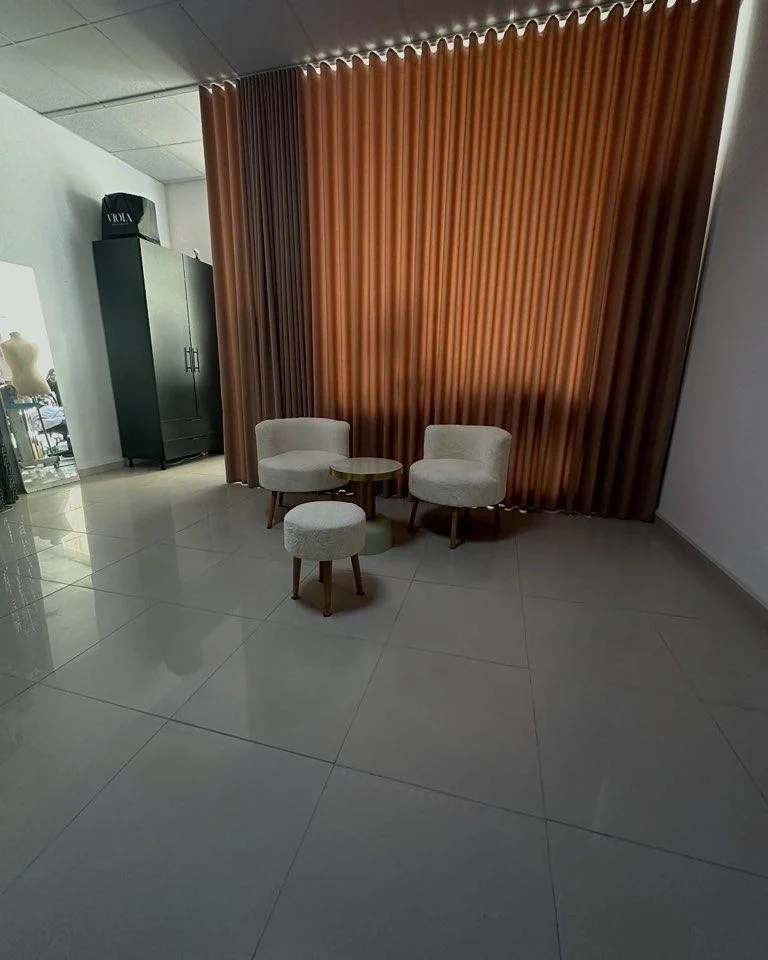 Commercial & Office • 36m2 3