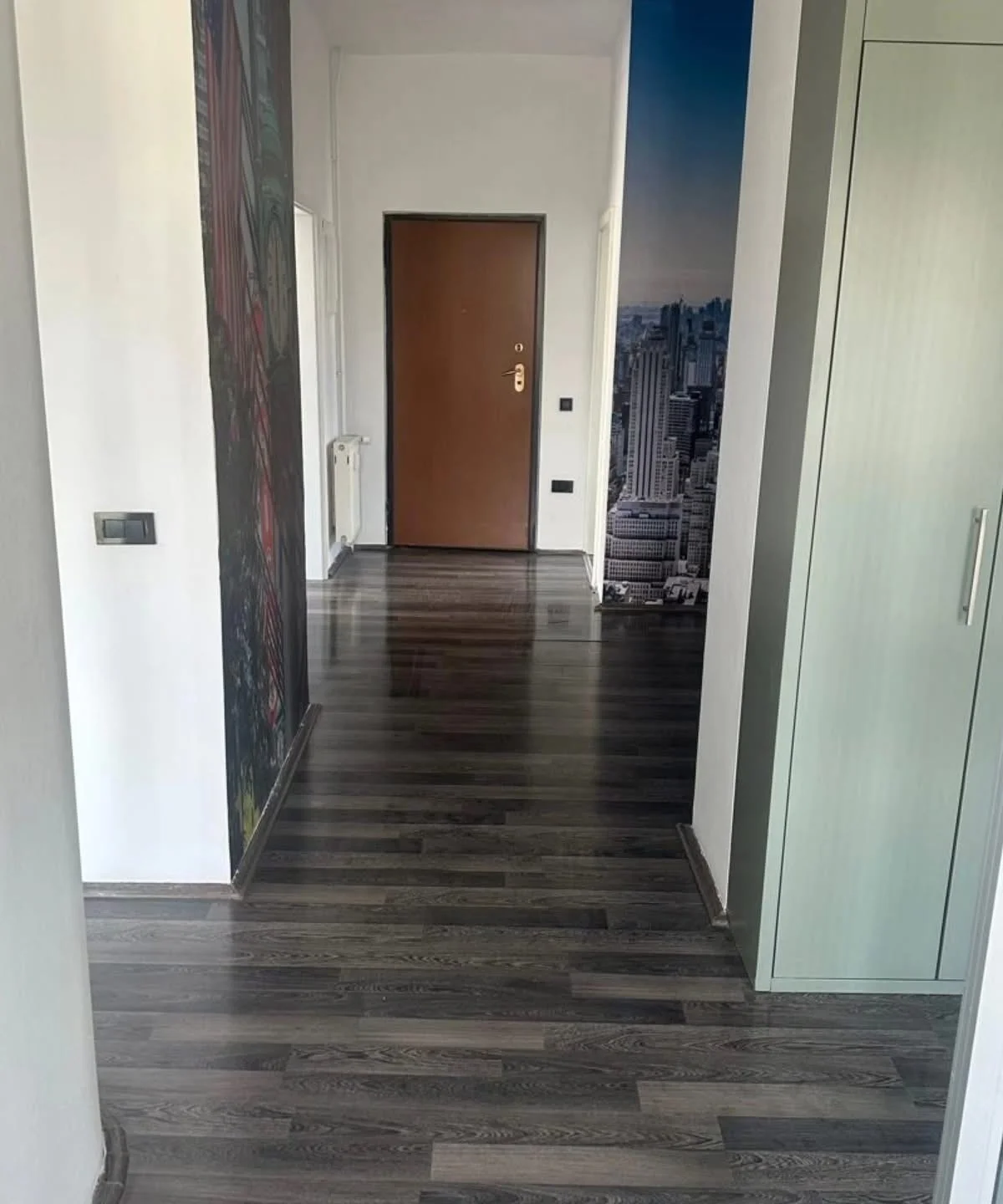 Lokal / Zyrë • 80m2 3