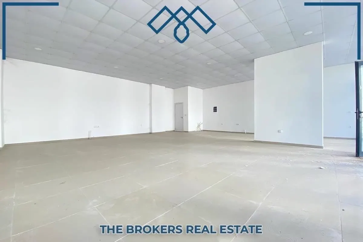 Commercial & Office • 96.5m2 5